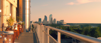 Experience Iowa's Finest Cuisine with a View: Top Rooftop Restaurants to Dine in the State